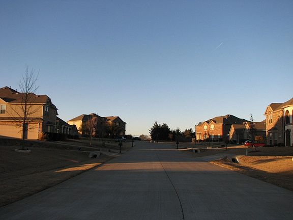 4th image of 600 Clubwood Ct