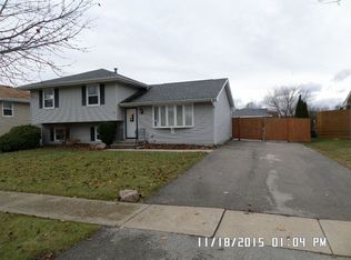 2609 John Bourg Dr, Plainfield, IL