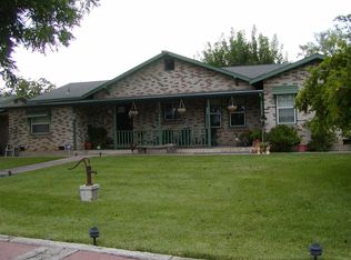 735 W Bush St, Lemoore, CA 93245