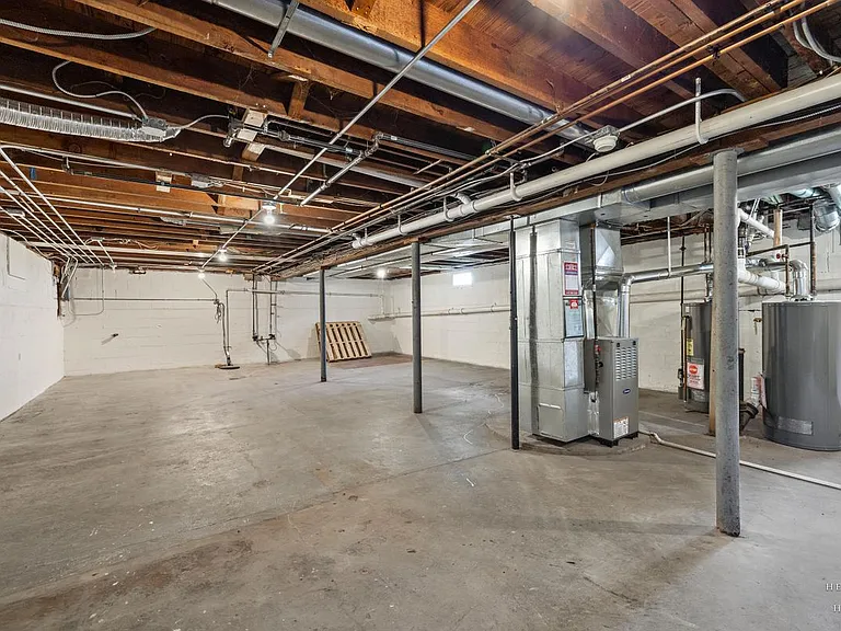 908 Wheeler St #1 — Photo 18