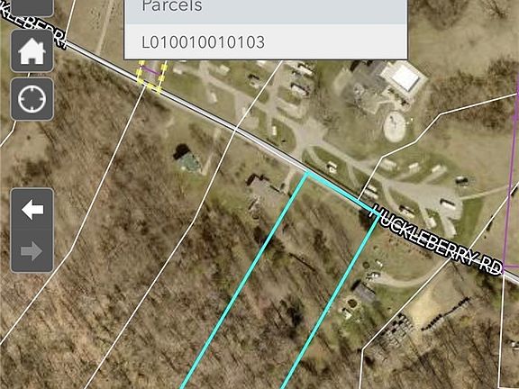 5th image of 28175 Huckleberry Rd