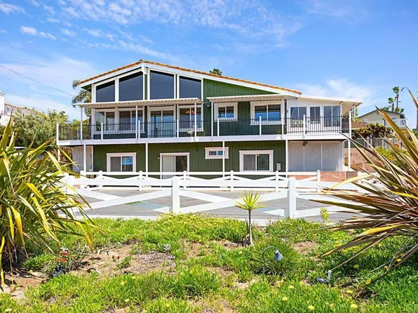 1551 Burgundy Rd, Encinitas, CA 92024