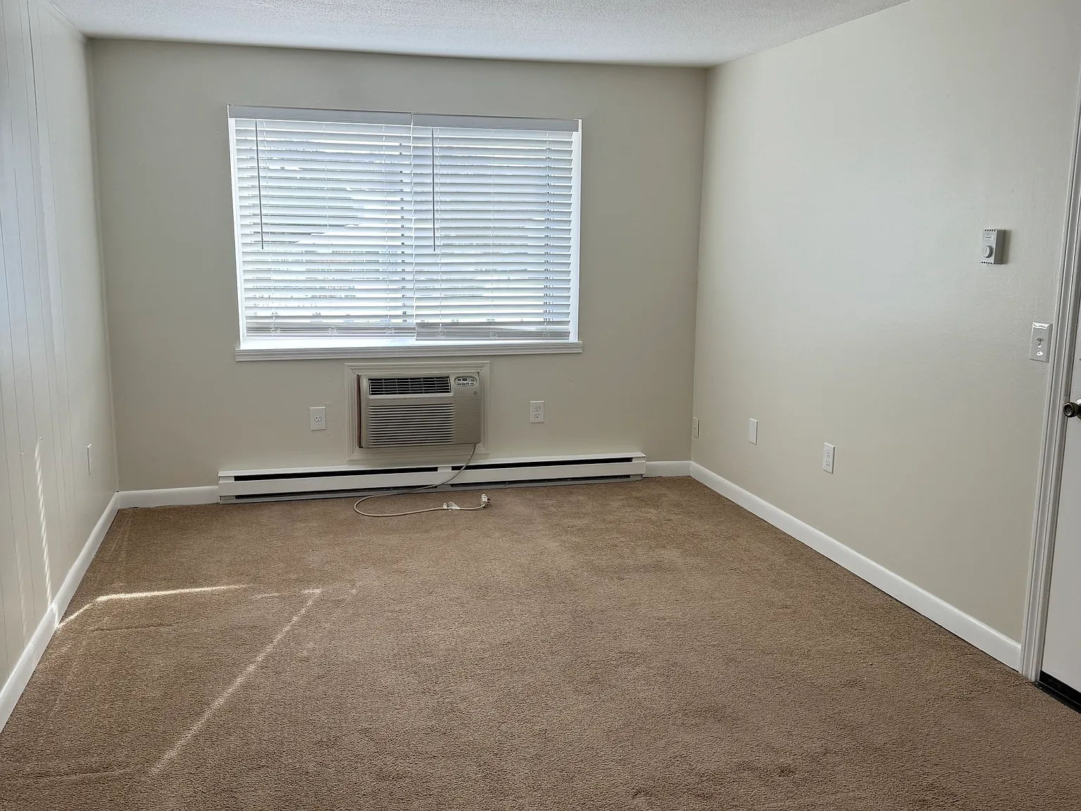 2 bed, $1,650 — Photo 4