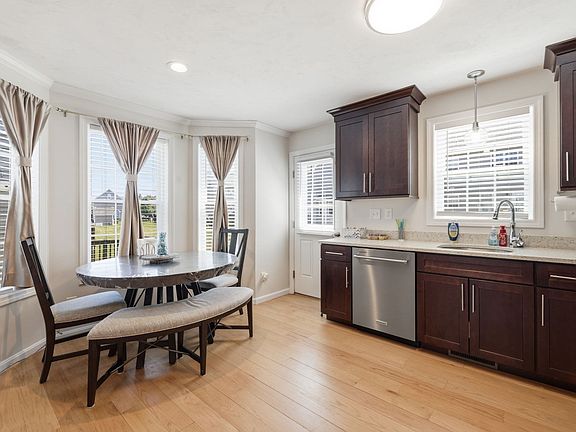 5th image of 66 Riley Rd #66