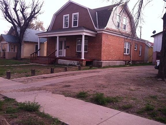 5th image of 917 7th St #1