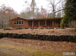 162 Whipporwill Hollow Rd, Mountain Rest, SC 29664