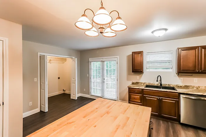 1214 Mill Creek Rd — Photo 4