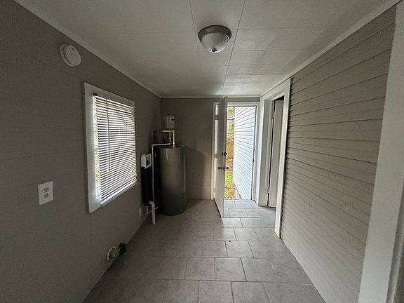 5th image of 3309 Alabama Ave NE