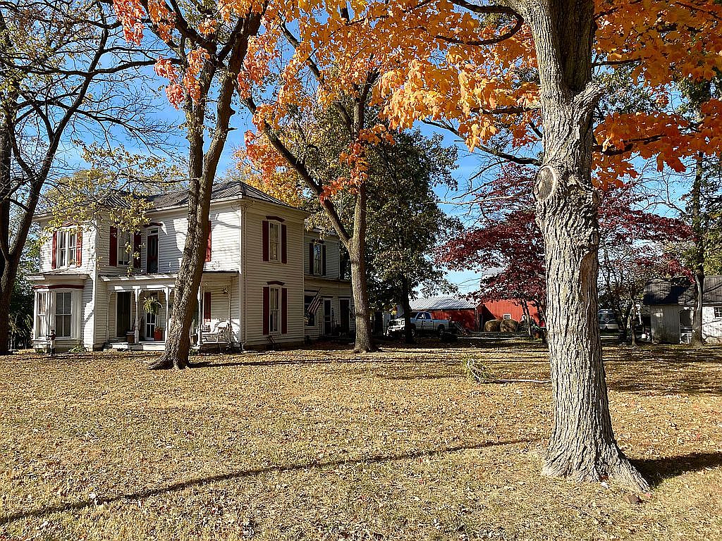 441 E Elm St, Cowden, IL 62422 Zillow