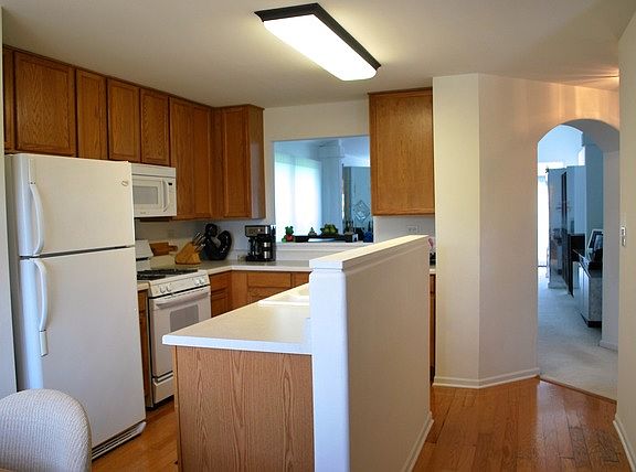 3rd image of 30602 McCormick Ln