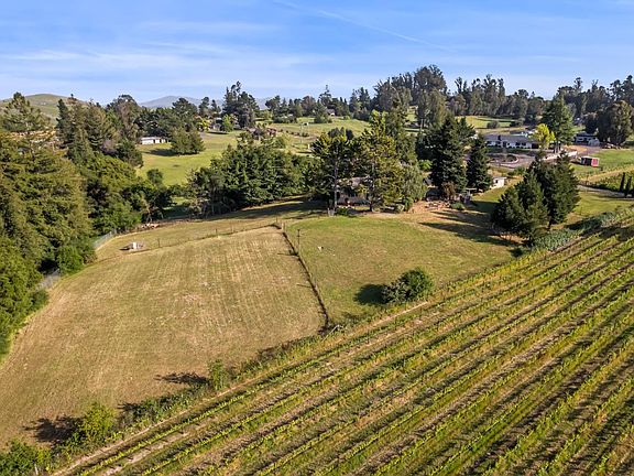 3rd image of 1187 Debbie Hill Road