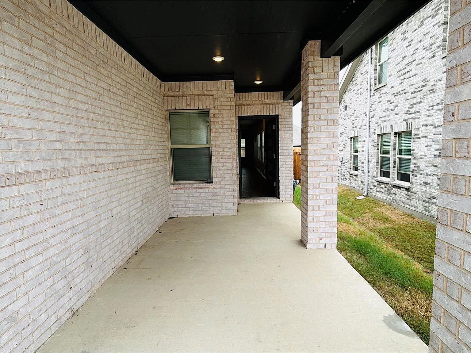 4 bed, 1615 sqft, $2,150 — Photo 4