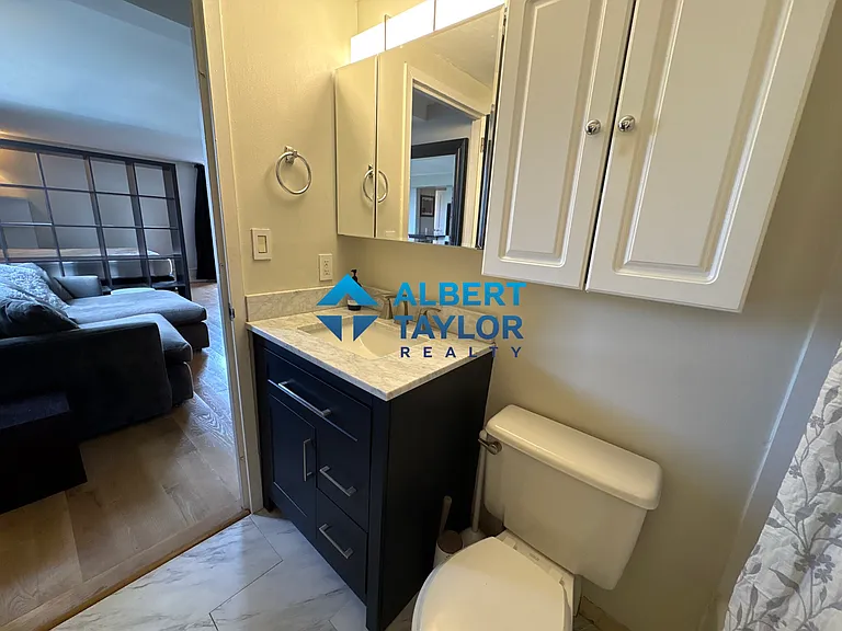 42 8th St #1501 — Photo 11