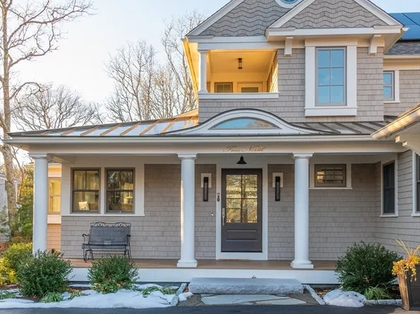 75 Streeter Hill Rd, North Falmouth, MA 02556