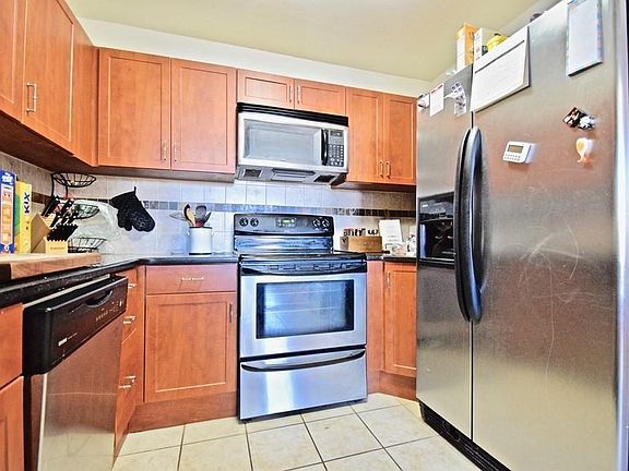 5th image of 50 Winchester St #U206