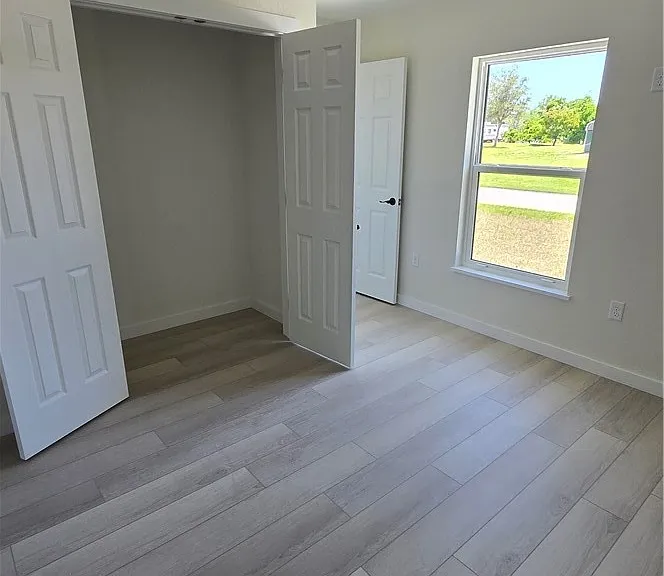 339 E Waterway Ave NW — Photo 12