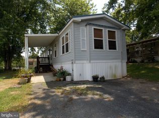 76 Big Spring Ter, Newville, PA 17241