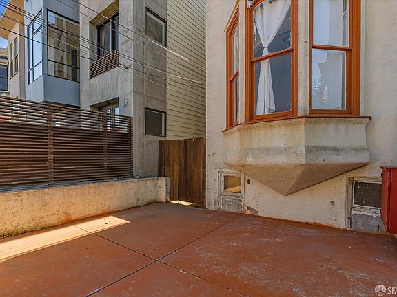 5th image of 108 Chattanooga St