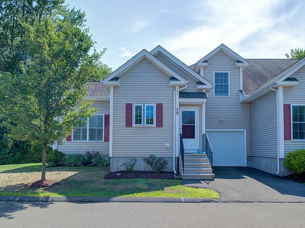 28 County Walk Lane #28, East Haven, CT 06512