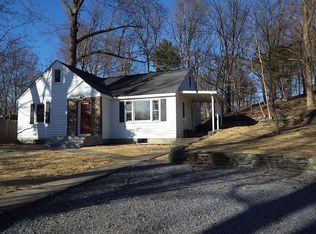 116 E Mountain Rd, Wappingers Falls, NY 12590