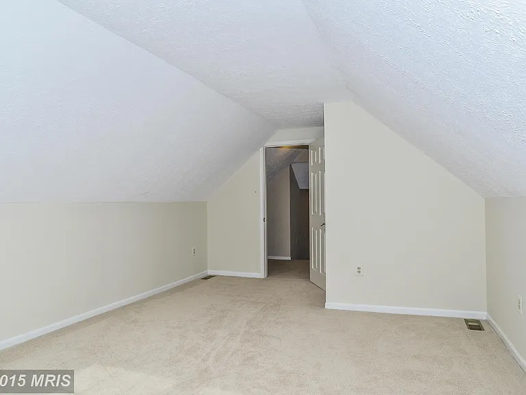 7200 Hopkins Ct — Photo 15