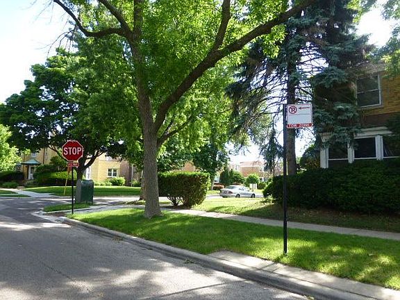 4th image of 7525 N Washtenaw Ave