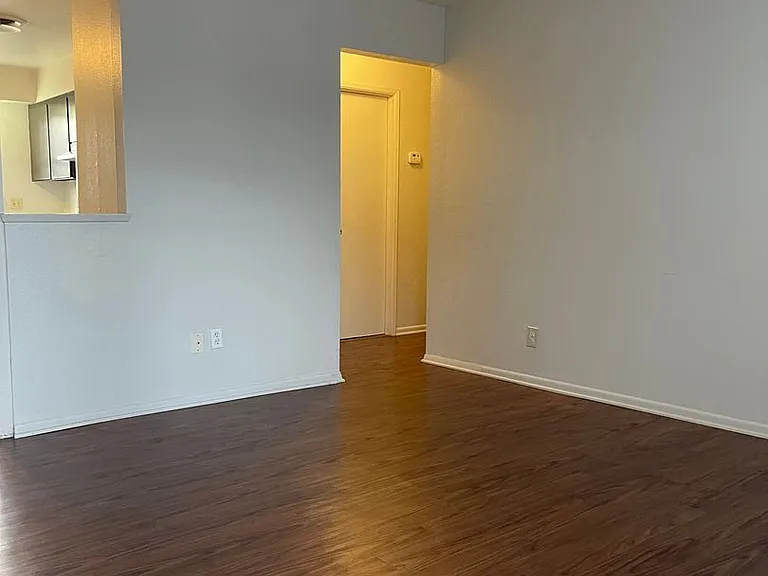 1295 Downard Ln — Photo 15
