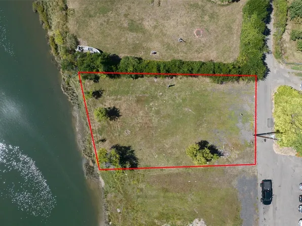 1409 Young Street, Aberdeen, WA 98520