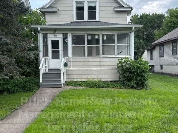 894 21st Ave SE, Minneapolis, MN 55414