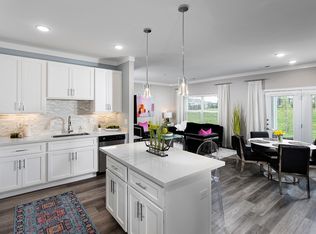 Greyson On 27, Nicholasville, KY 40356