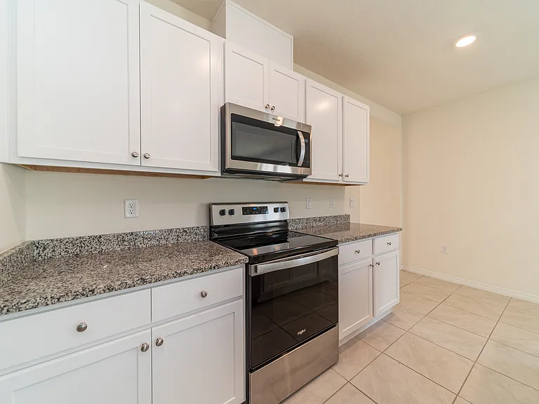 1181 Cascades Ave — Photo 16