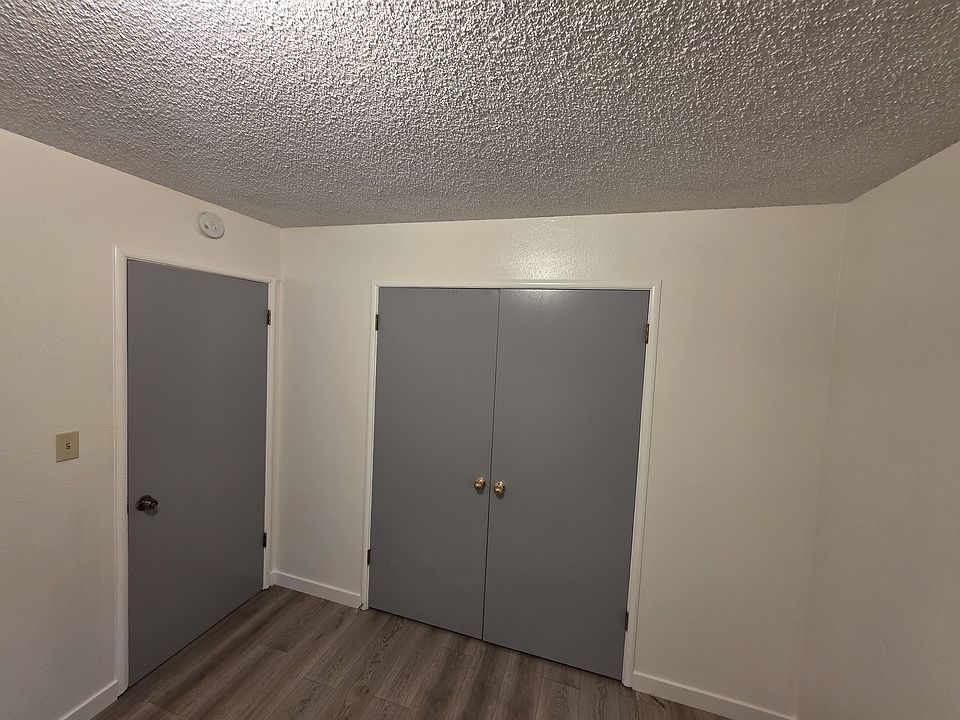 Bedroom 2 Closet