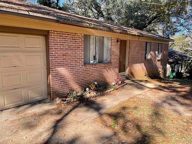 1st image of 4024 Cornish Dr