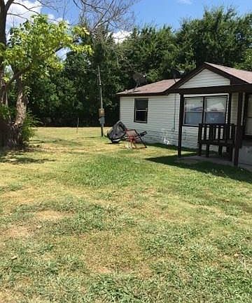 3rd image of 13374 E Highway 175