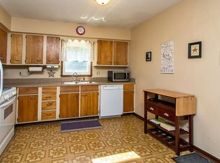 720 S 2nd St, Carlisle, IA 50047