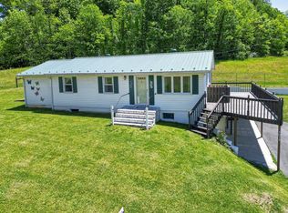 1012 Ridgedale Rd, Saltville, VA 24370