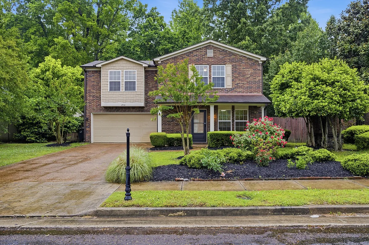 Building Photo - 2550 Plum Creek Dr