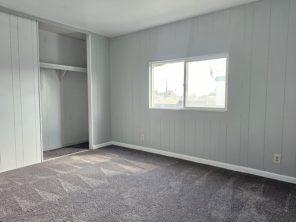 2021 Windbreak Dr Rosamond CA Zillow