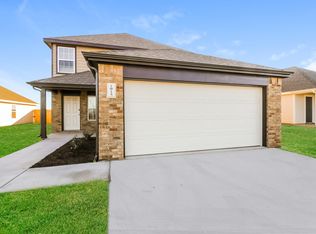 1915 Malus Way, El Reno, OK 73036