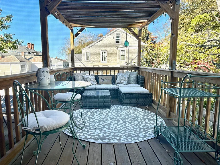 50 Webster St #2B — Photo 10