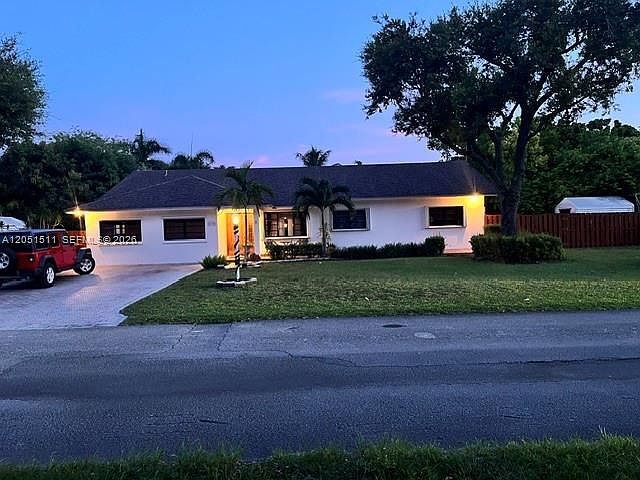1st image of 16330 SW 282nd St