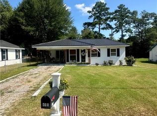 411 Jones Ave, Raeford, NC 28376