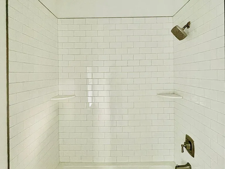 tiled soaking tub/shower