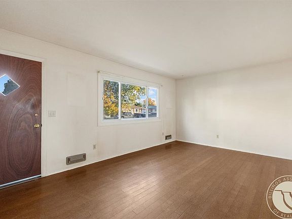 2nd image of 4234 Murphy Ave