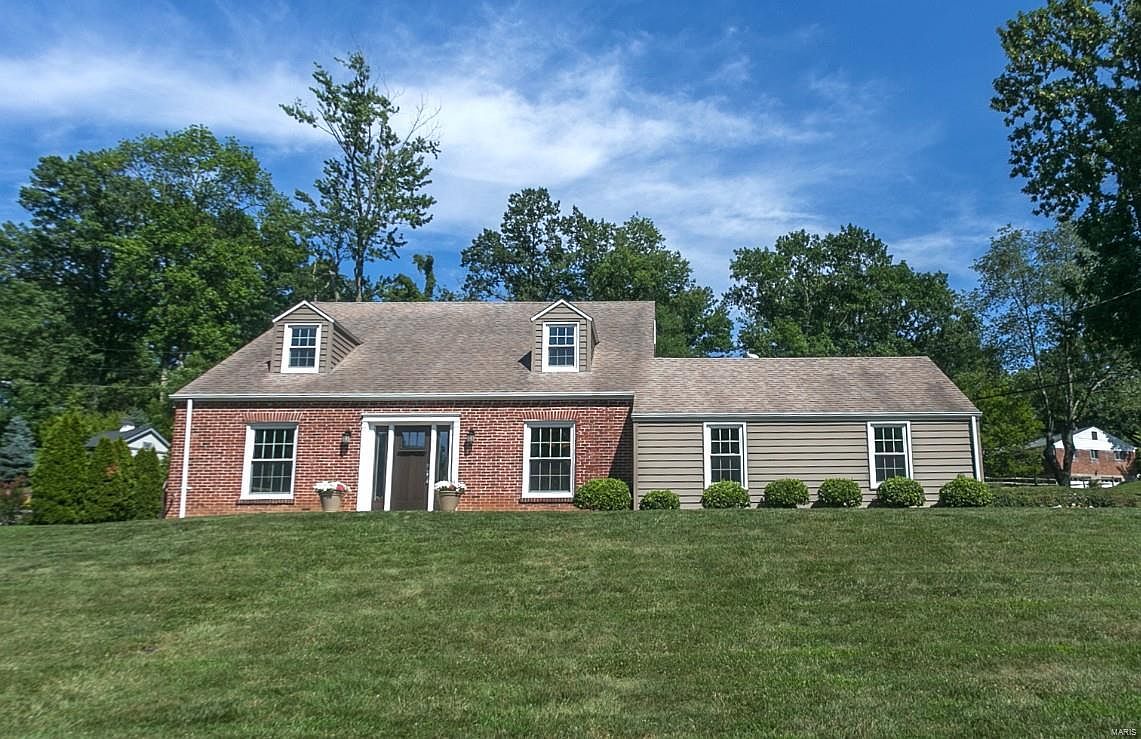 1710 Fawnvalley Dr, Des Peres, MO 63131 Zillow