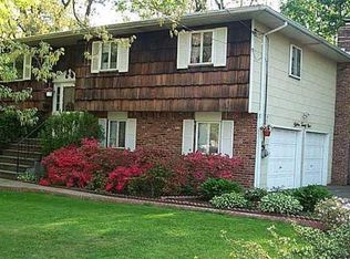 1529 Round Swamproad, Plainview, NY 11803