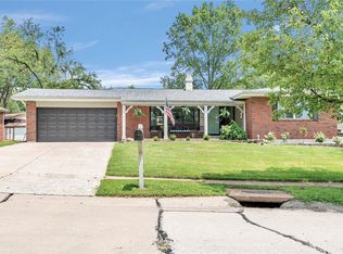 410 Iron Warrior Ln, Ballwin, MO