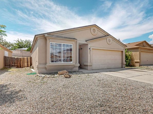 323 Lindsay Pl SW