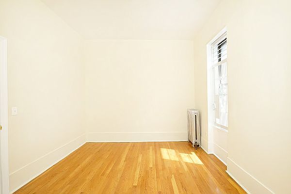 1st image of 565 W 173rd St APT 3