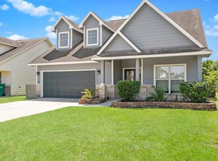 1055 Shadow Glenn Dr, Conroe, TX 77301